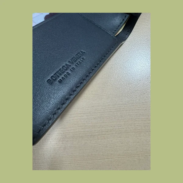 보테가베네타 인트레치아토 피콜로 폴더형 지갑 796966