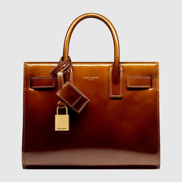 생로랑 페이턴트 가죽 소재의 sac de jour 나노백 398711