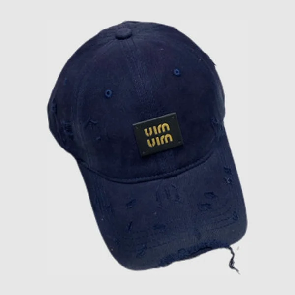 미우미우 베이스볼 캡 5HC385