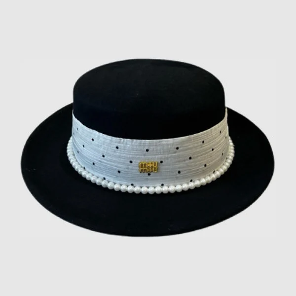 미우미우 평면 고리 펠트 모자 5HC989
