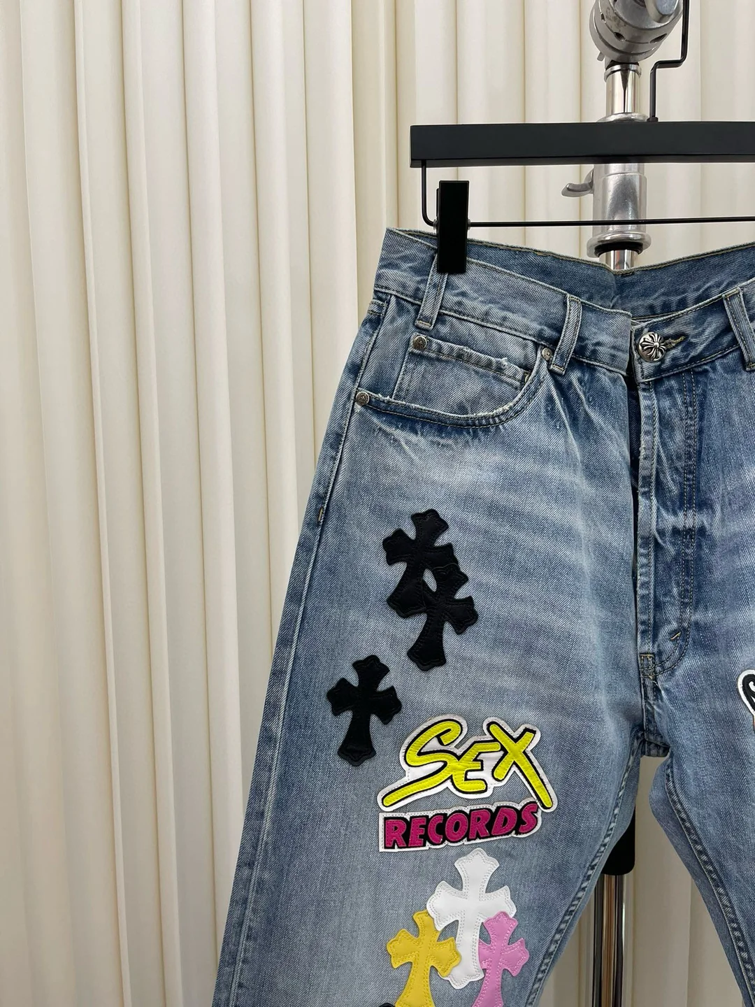 5ae0c4bad376e.webp