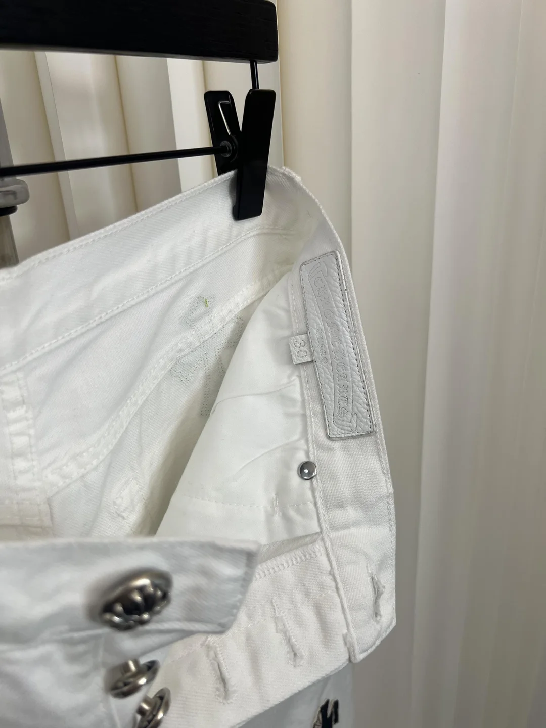 c7052465a7264.webp