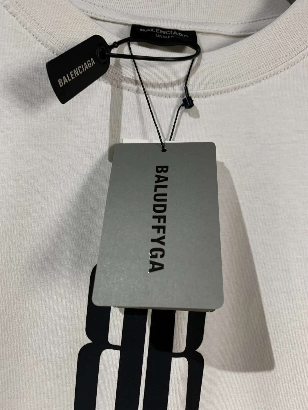 발렌시아가 BB 로고 반팔 티셔츠 2Color
