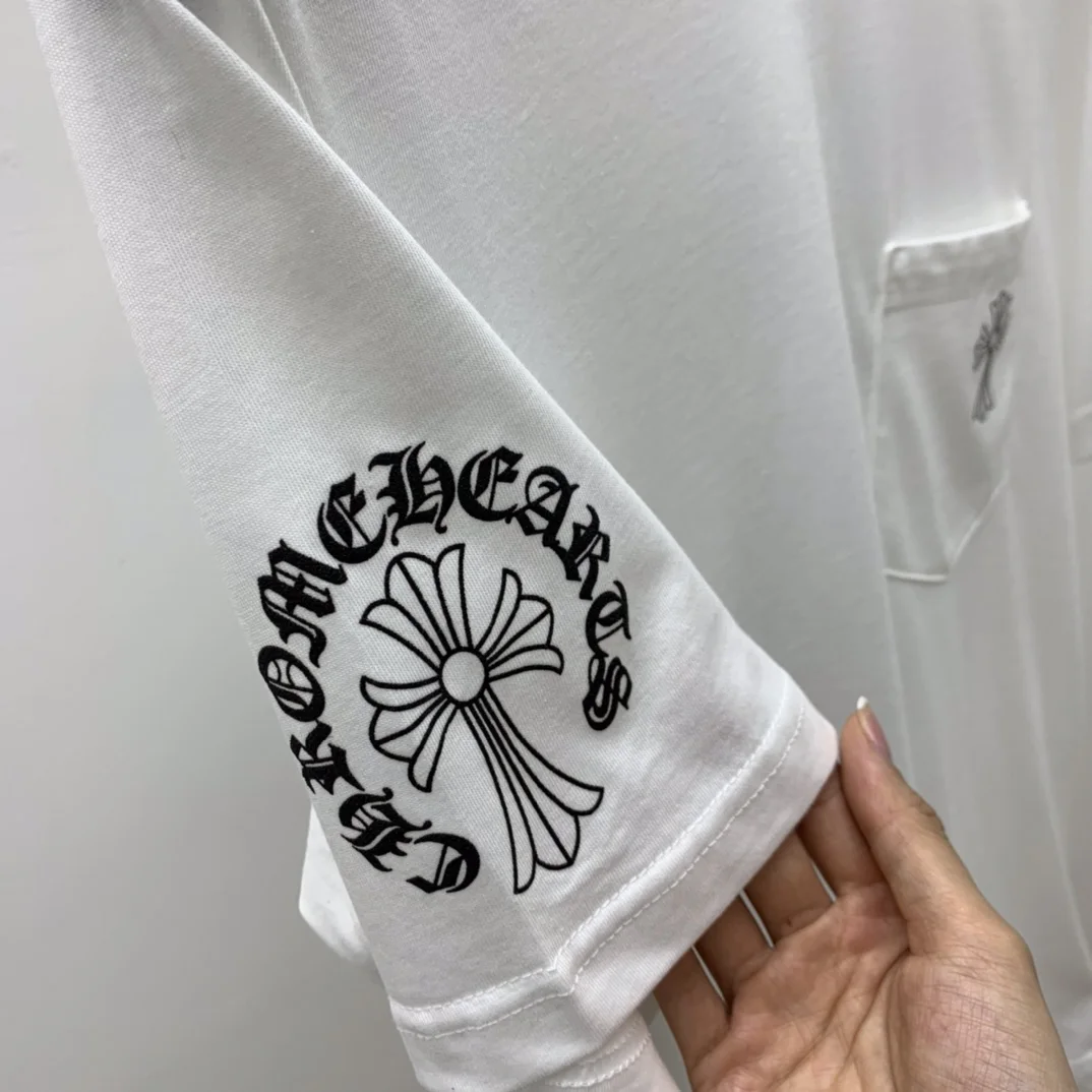 크롬하츠 넥 레터링 로고 반팔티