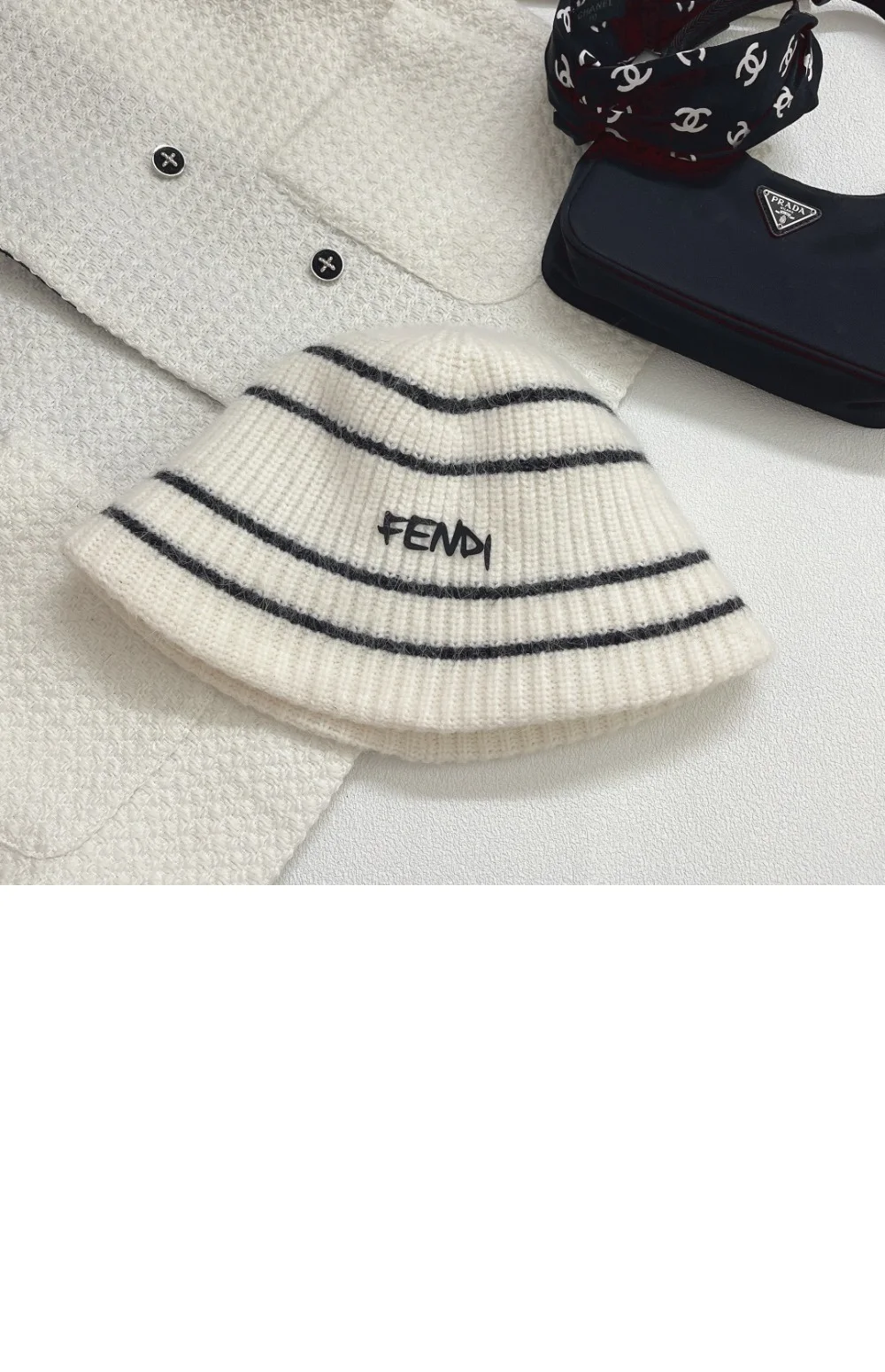 cap3007-2.jpg