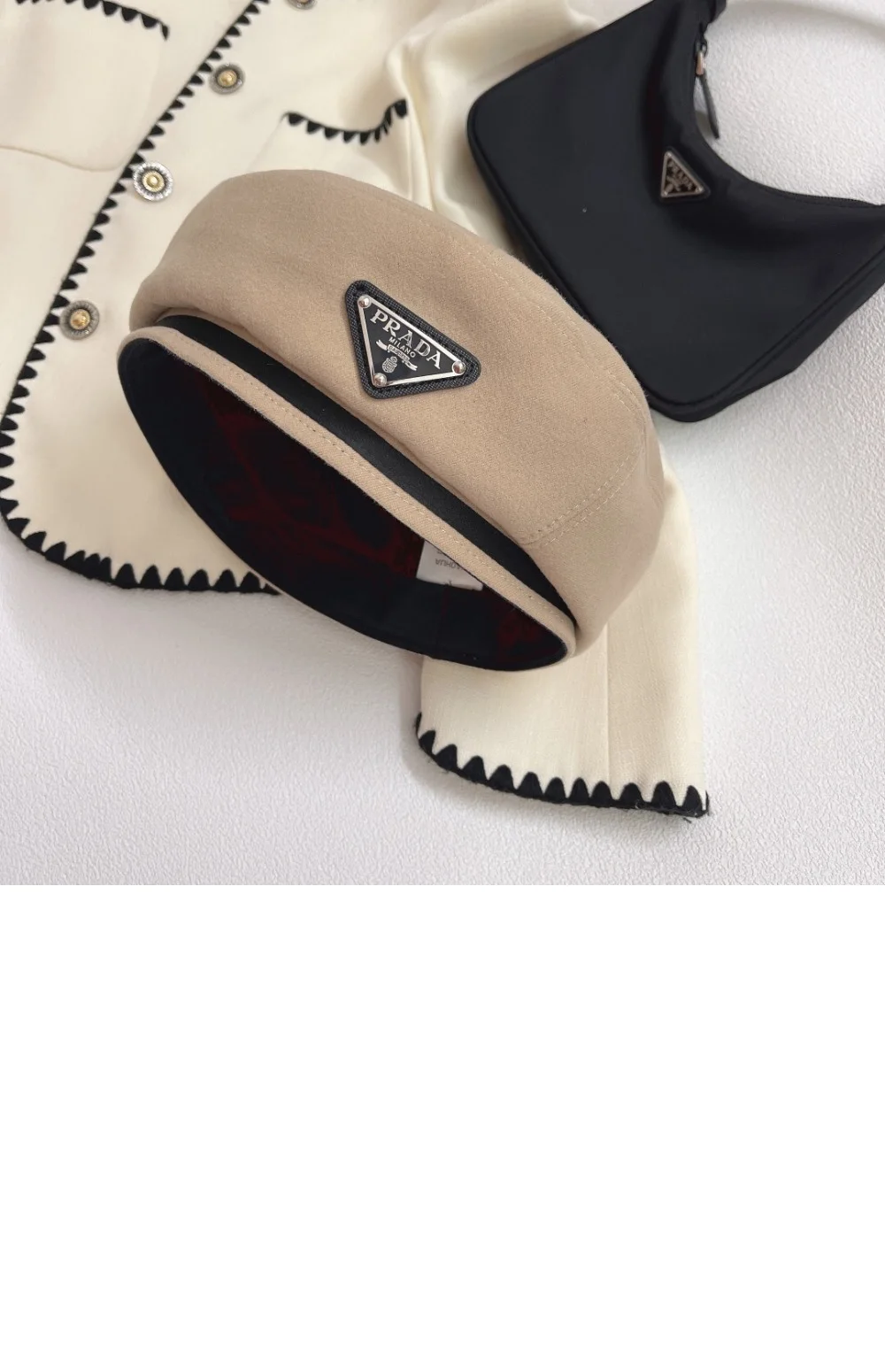 cap3059-2.jpg