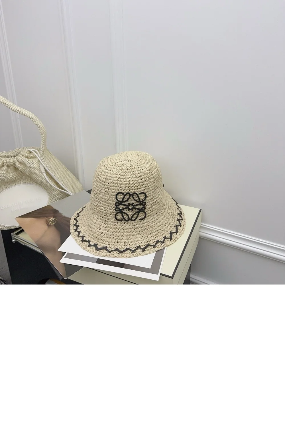 cap3251-4.jpg