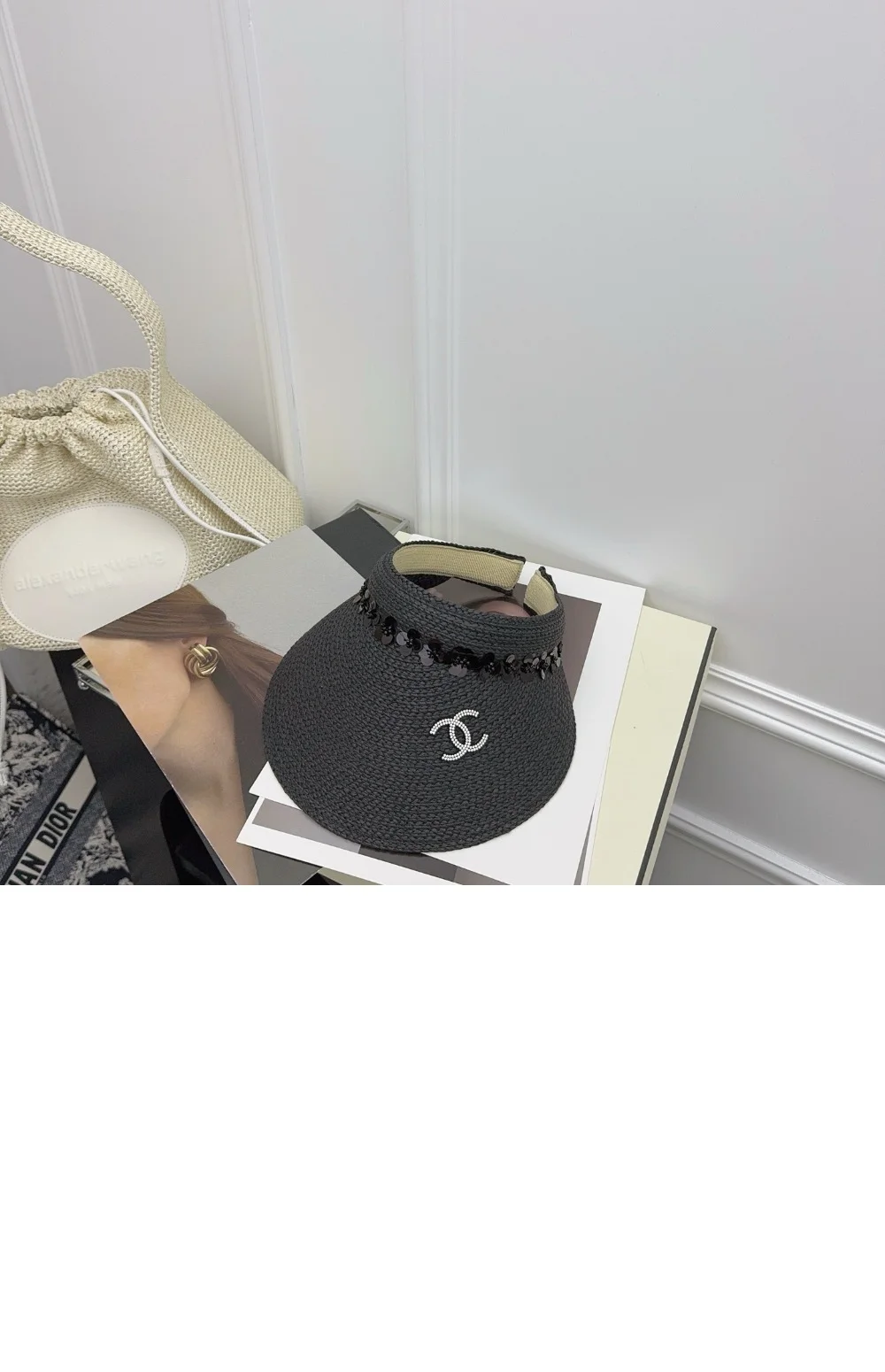 cap3252-1.jpg