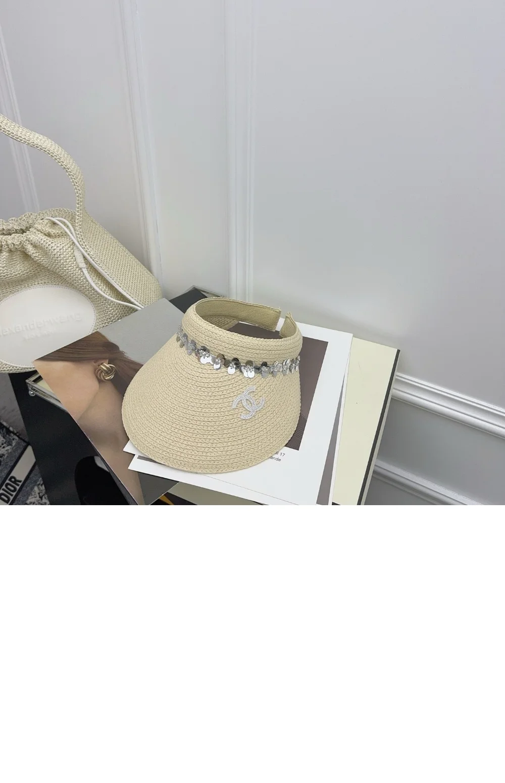 cap3252-2.jpg