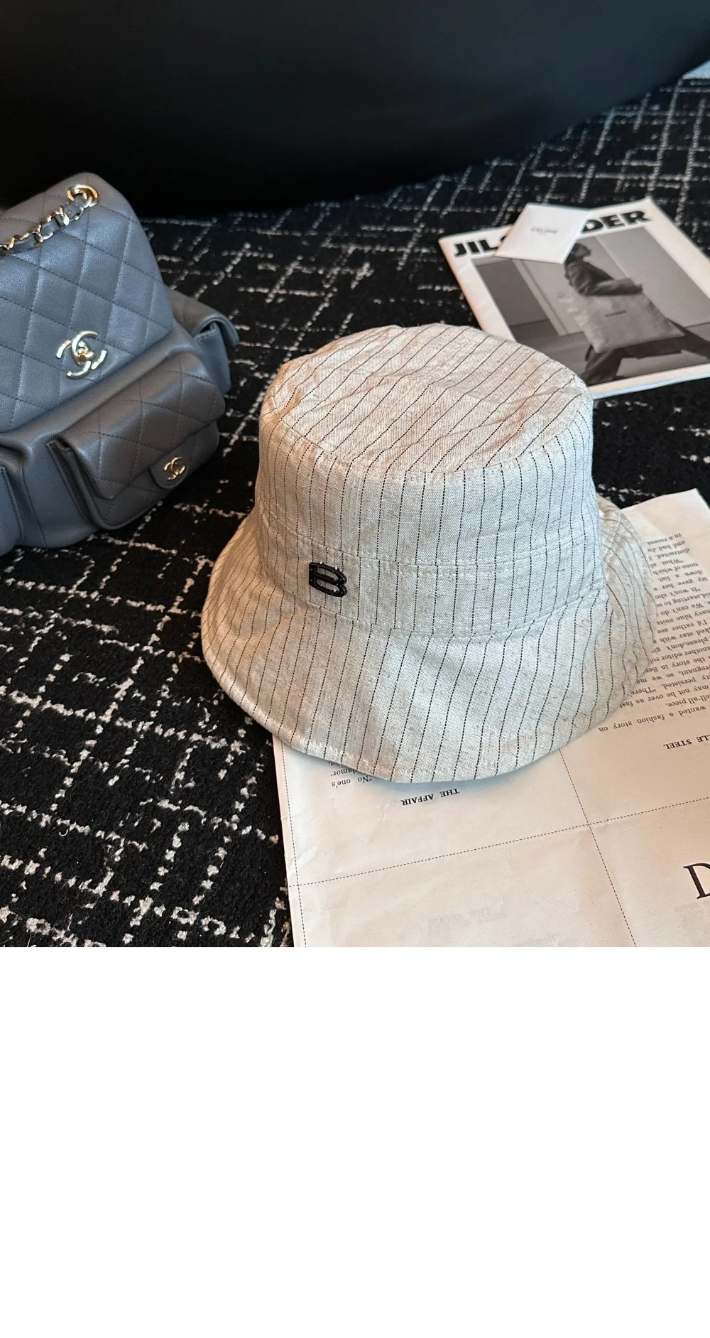 cap3258-2.jpg