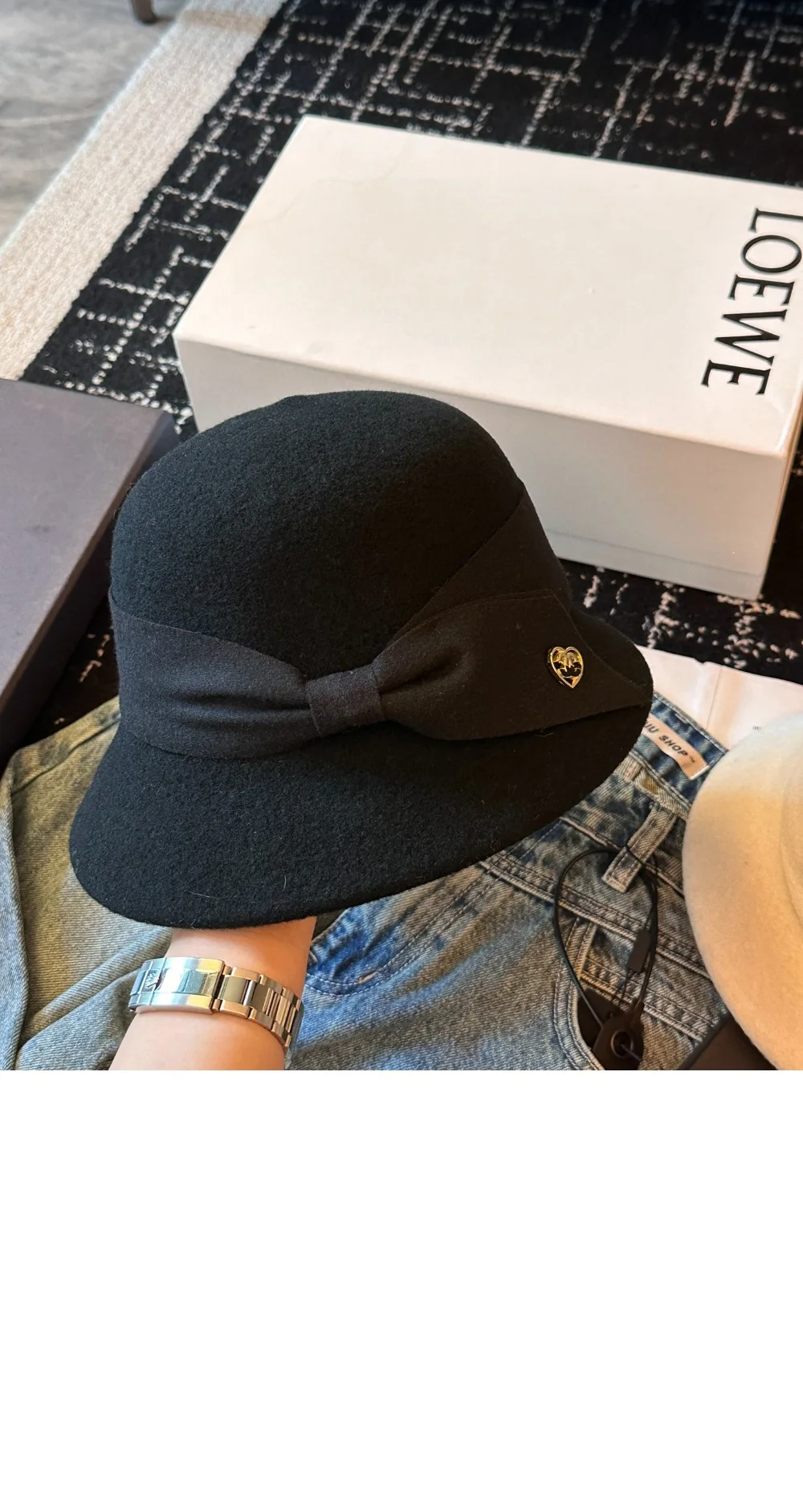 cap3296-1.jpg
