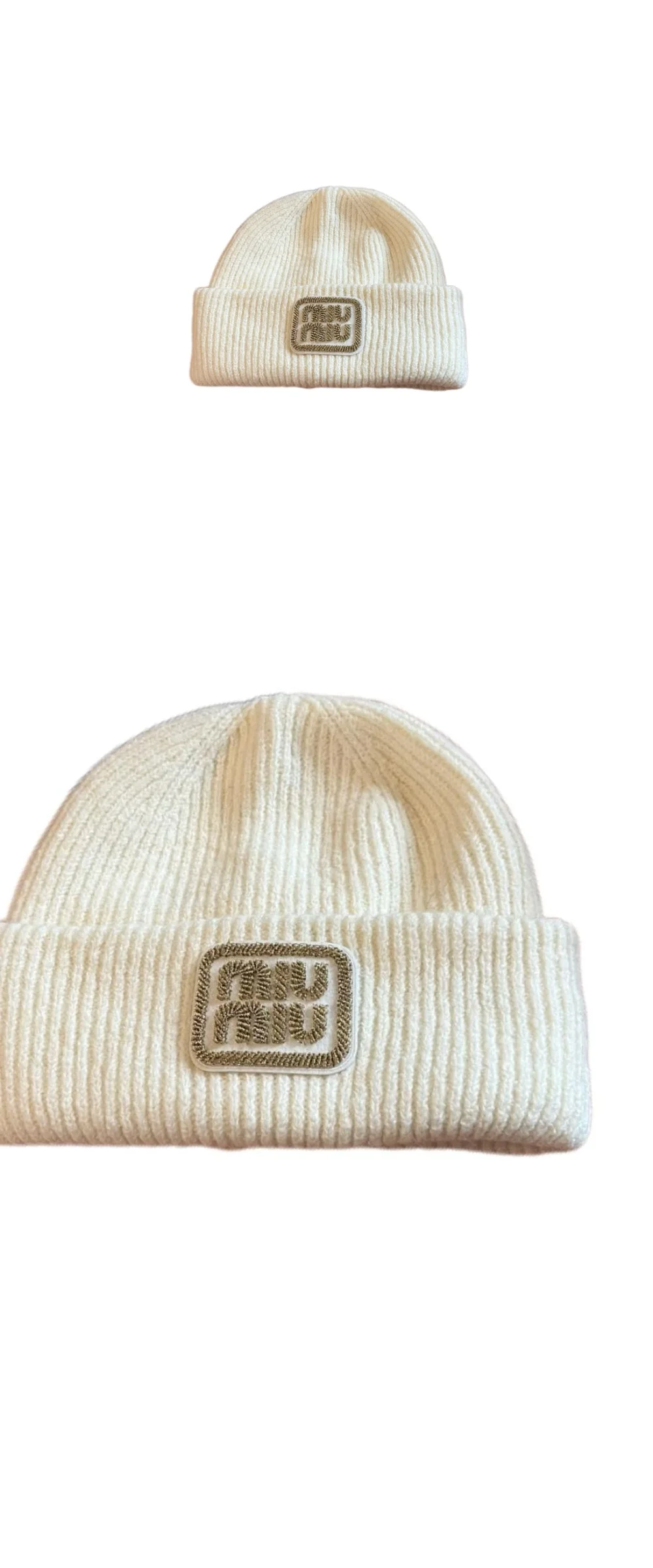 cap3690.jpg