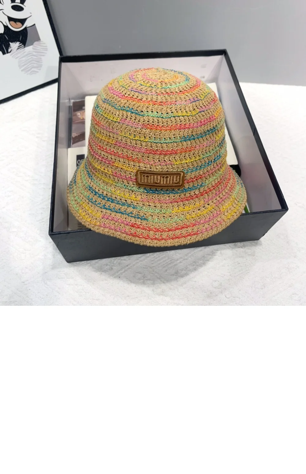 cap3897-1.jpg