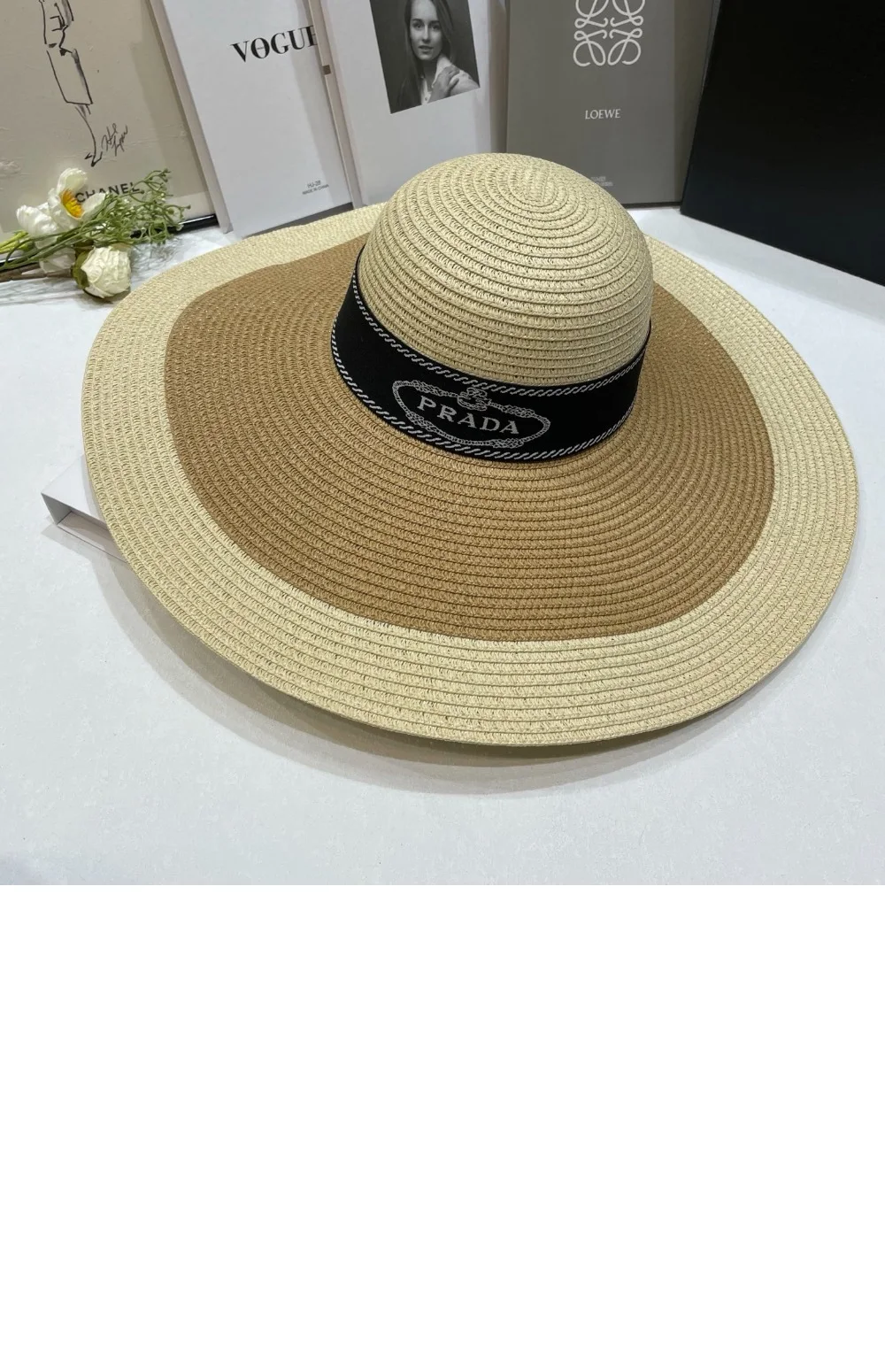 cap4208-3.jpg