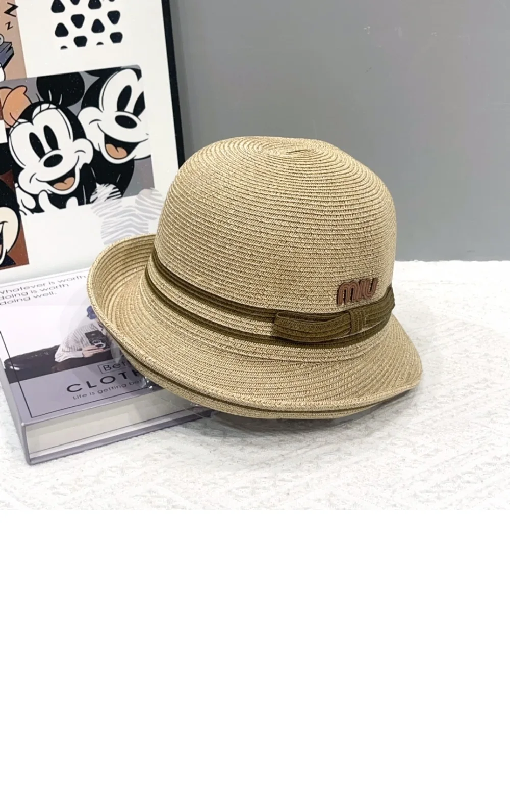 cap4267-2.jpg