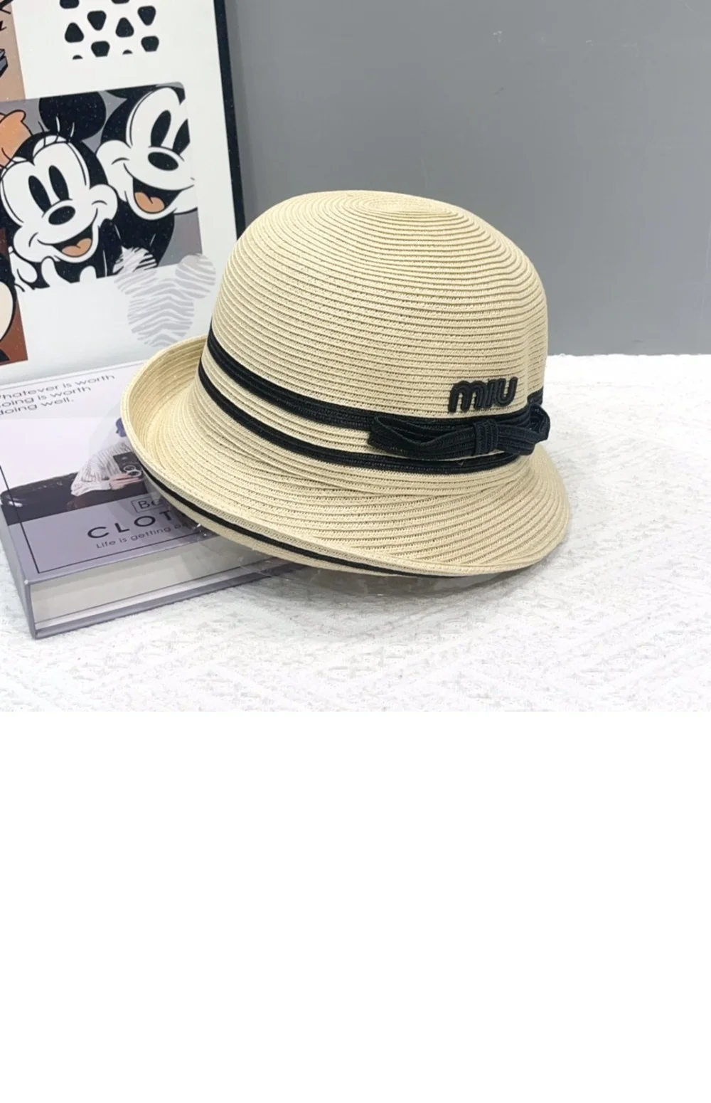 cap4267-3.jpg
