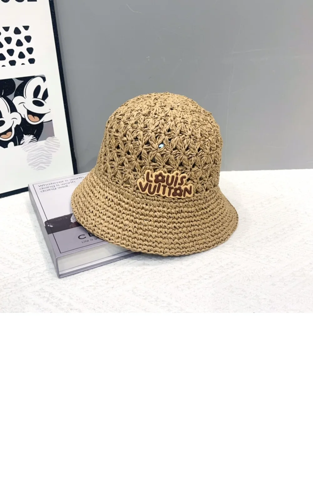 cap4268-2.jpg