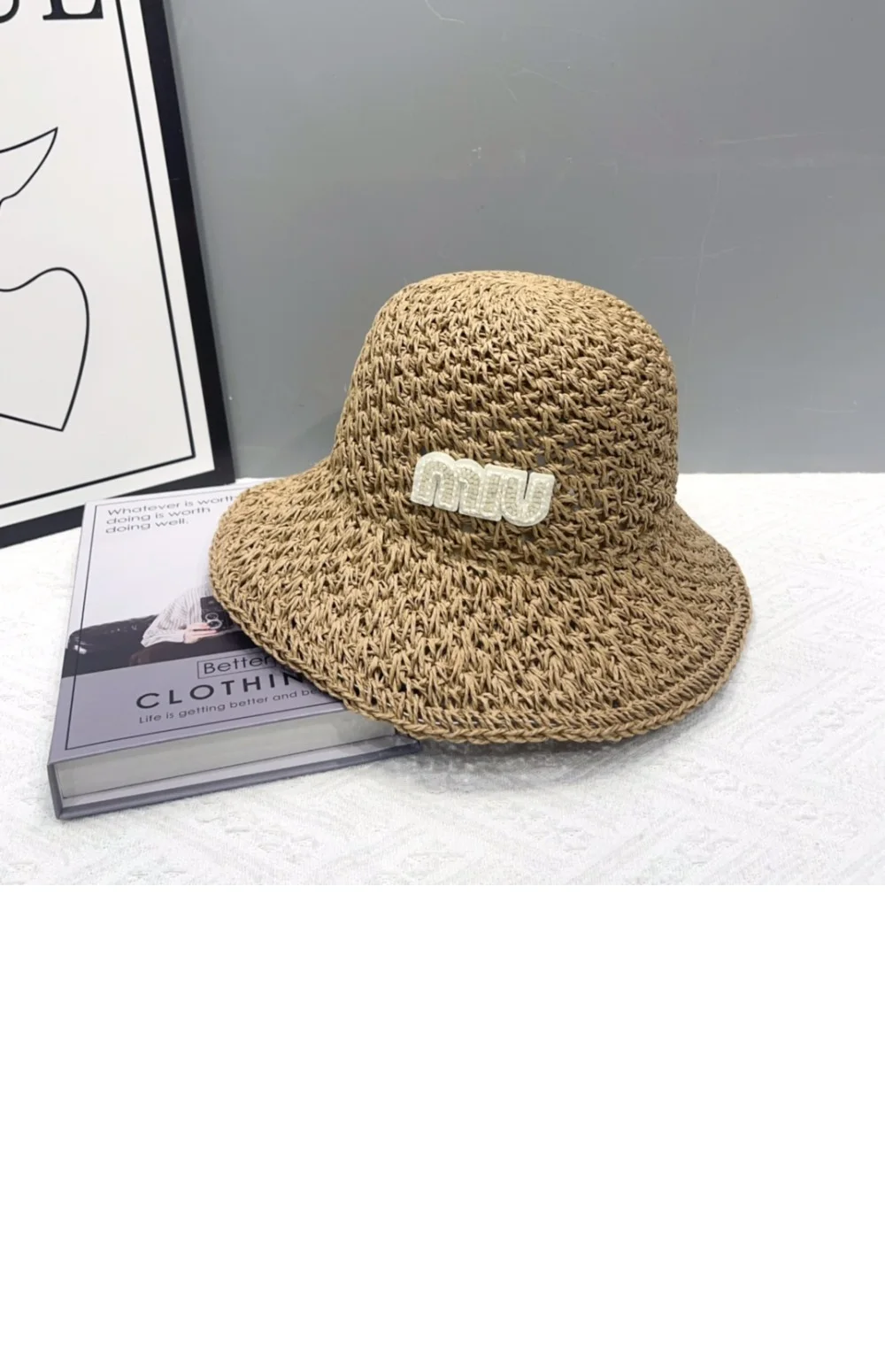 cap4323-1.jpg