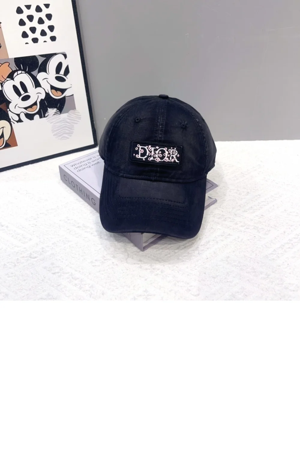 cap4764-1.jpg