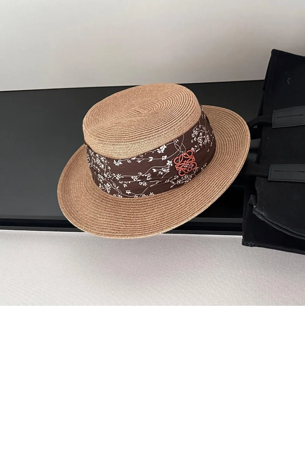 cap4919-1.jpg