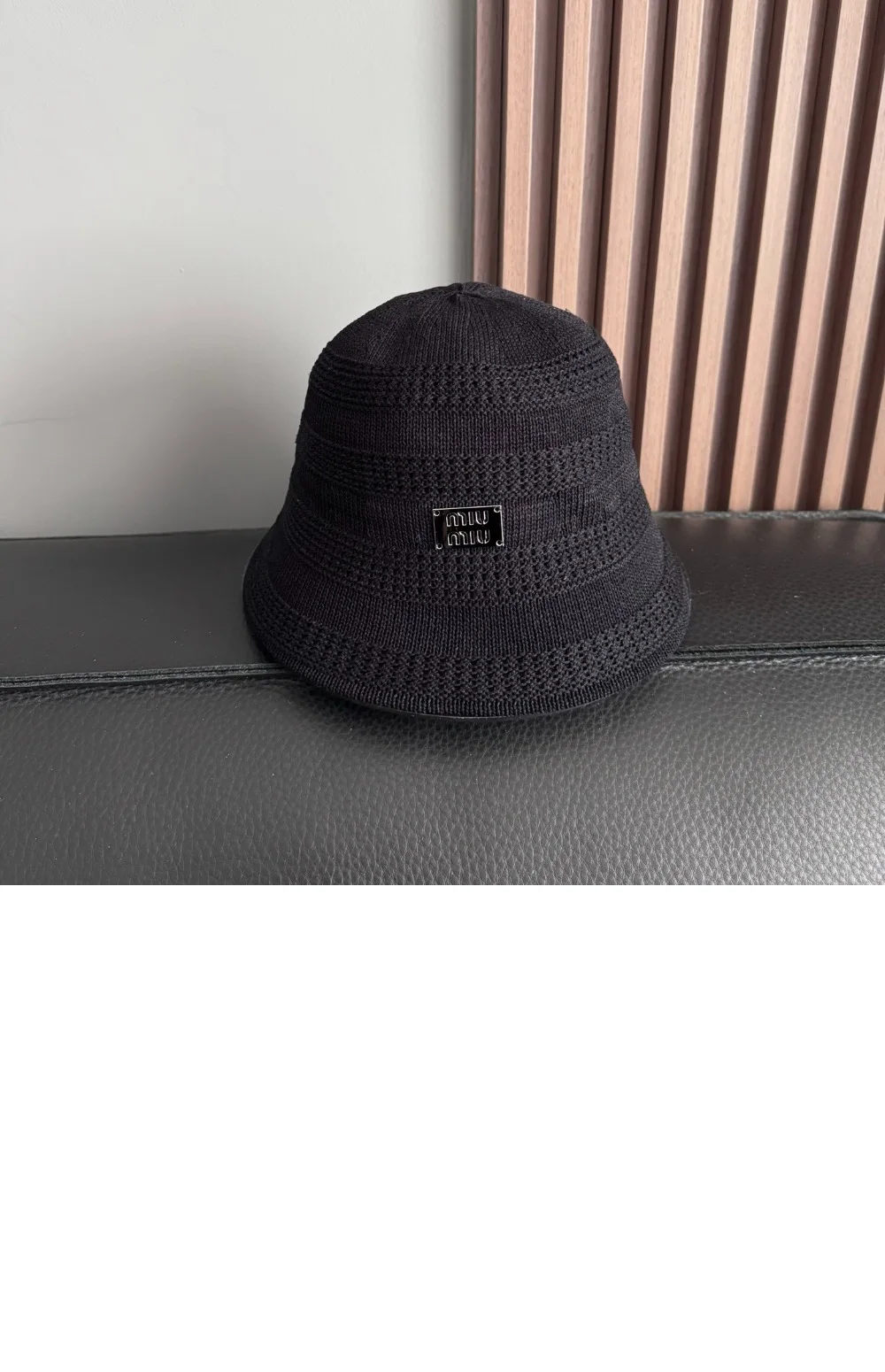 cap5057-1.jpg