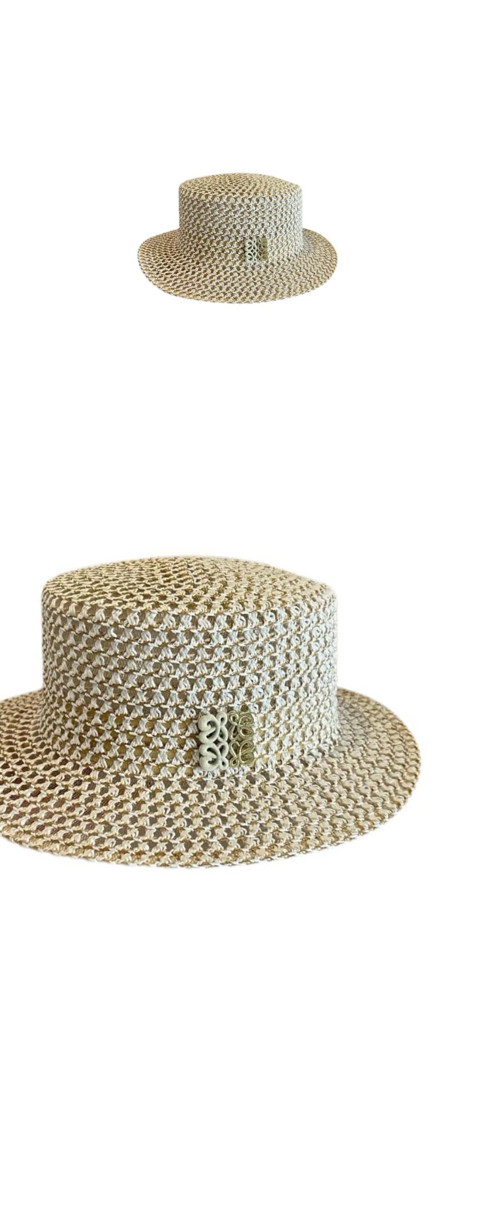cap5716.jpg